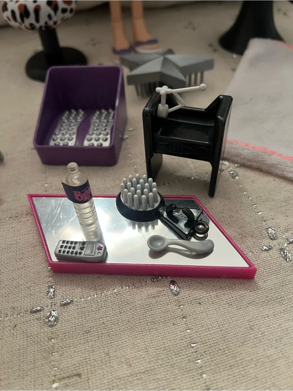 Bratz Dana Salon and Spa Doll and Accessories